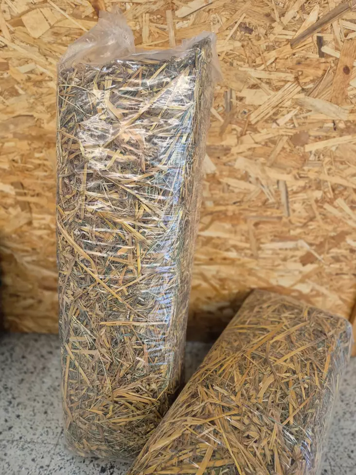 Kotimainen Kauran Olki - Kanin ja jyrsijän heinät - 6430063420059 - 1