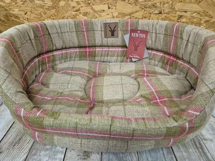 Danish Design Newton koiranpeti - Koiran reunalliset pedit - 5028441081049 - 1