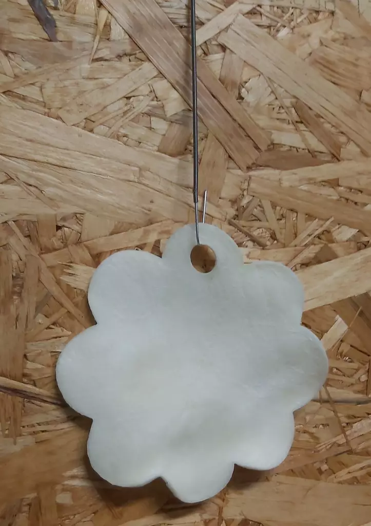 RAUH! Piparinmuotoinen naudannahka herkku koirille Joulukoriste - Koiran puruluut - GINGERBREAD - 1