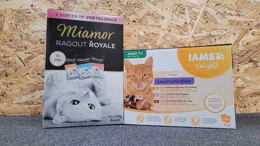 Kodittomille kissoille märkäruokalajitelma - Lahjoitukset PESU ry:lle - PESUIAMSMORE - 1